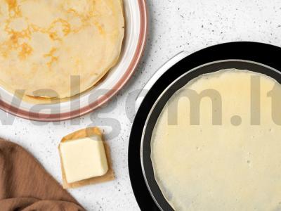 Paprastas blynų tortas su mėlynėmis Žingsnis 4