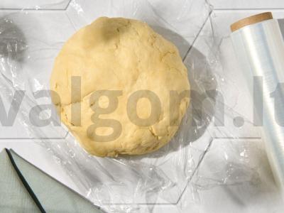 Svogūnų pyragas su lydytu sūriu Žingsnis 2