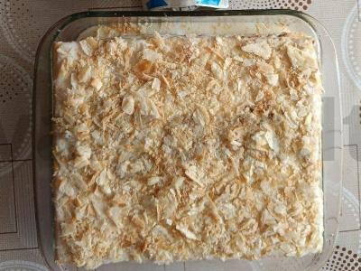 Greitas tortas su kondensuotu pienu pagrindine nuotrauka