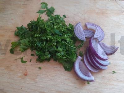 Daržovių salotas su grybų padažu Žingsnis 2