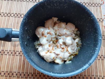 Troškinta vištienos krūtinėlė su daržovėmis ir sūriu Žingsnis 5