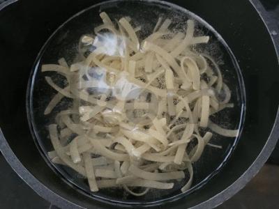 Sotūs lagmanas su kiaulienos šonkauliais Žingsnis 6