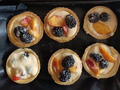 Vaisių ir slyvų tartaletės Žingsnis 4