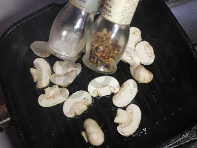 Sūrio ir grybų tostai Žingsnis 3