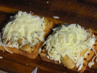 Sūrio ir grybų tostai Žingsnis 8