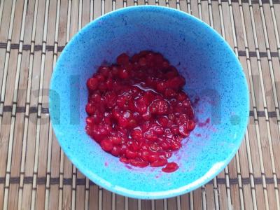 Kalnų pelenų ir džiovintų obuolių kompotas su kardamonu Žingsnis 2