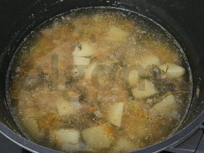 Sriuba „Zatirucha“ ant kaulų sultinio su mėsa Žingsnis 3