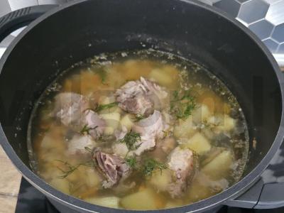 Sriuba „Zatirucha“ ant kaulų sultinio su mėsa Žingsnis 8