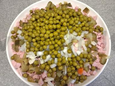 Olivje salotos su doktorine dešra per 30 minučių Žingsnis 7