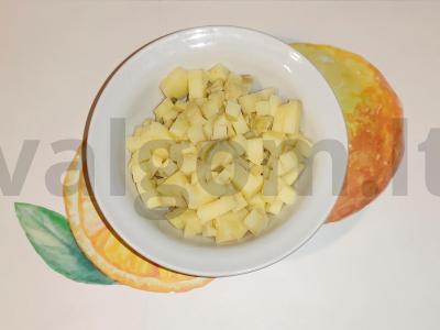 Salotas su šprotais „Atsiminimai apie Rygą“ Žingsnis 1