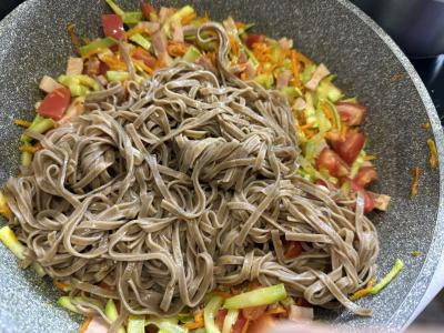 Soba su daržovėmis ir šonine per 35 minutes Žingsnis 6