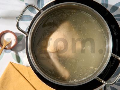 Kinietiška sriuba su funčozomis ir daržovėmis Žingsnis 1