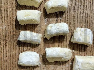 Patys tinginiausi varškėčiai su miltais Žingsnis 7