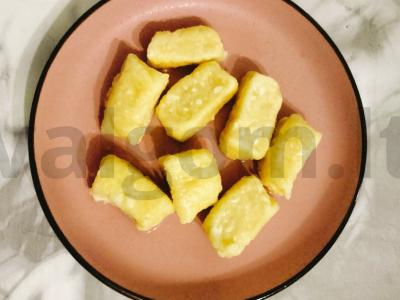 Patys tinginiausi varškėčiai su miltais pagrindine nuotrauka