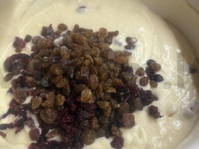 Varškės keksiukas su razinomis Žingsnis 6