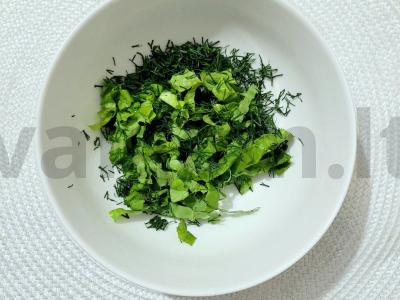 Sultingas daržovių salotas su sėklų mišiniu Žingsnis 1