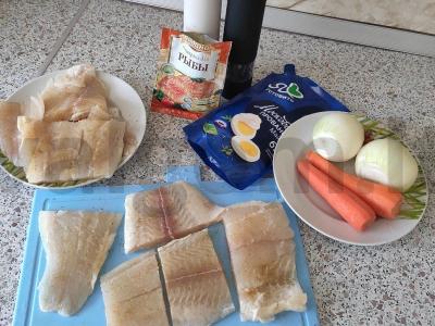 Žuvis su morkomis ir svogūnais orkaitėje Žingsnis 1