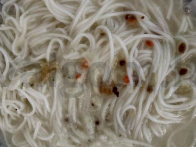 Udon „Aštrus“ su šviežiais žalumynais Žingsnis 6