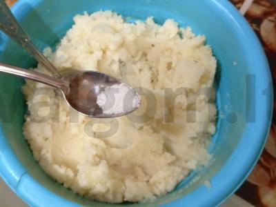 Bulvių valtelės su sūriu Žingsnis 9