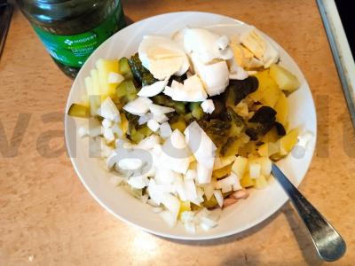 Karštai rūkyto menkės ir bulvių salotos Žingsnis 5