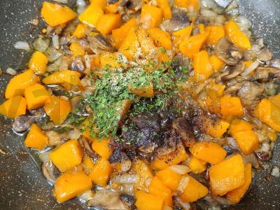 Makaronai su moliūgu ir grybais grietinėlėje Žingsnis 5