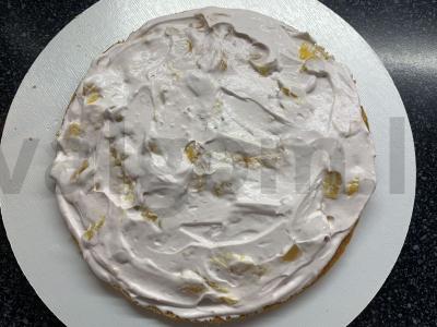 Biskvitinis tortas su jogurto kremu ir mangais Žingsnis 7