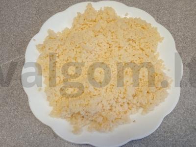 Kuskusas su baltosiomis grybelėmis grietinėje Žingsnis 7