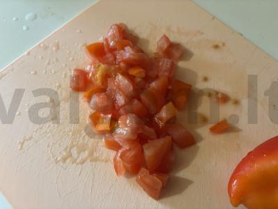 Lengvas daržovių salotas su unagi padažu Žingsnis 3