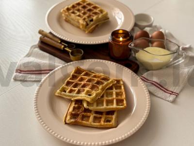 Obuolių vafliai per 25 minutes pagrindine nuotrauka