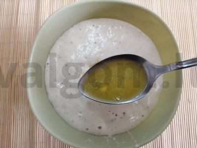 Kepamos mielinės valtelės su virtos dešros įdaru Žingsnis 2