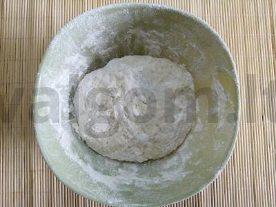 Kepamos mielinės valtelės su virtos dešros įdaru Žingsnis 4