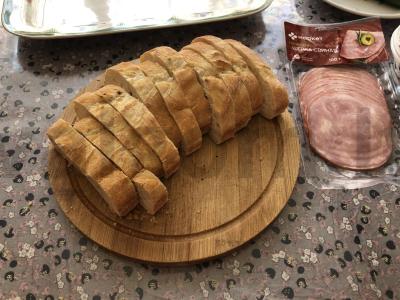 Brusketa su rikota ir dešra Žingsnis 1