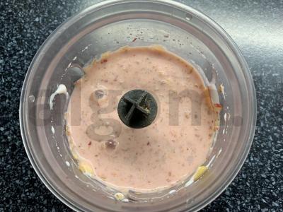 Smuzi su grikių dribsniais, vaisiais, uogomis ir jogurtu Žingsnis 5