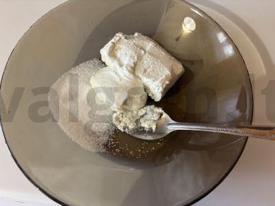 Sotūs virtinukai su varške be cukraus Žingsnis 1