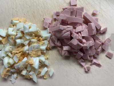 Olivje su česnako padažu Žingsnis 1