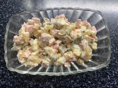 Olivje su česnako padažu Žingsnis 8