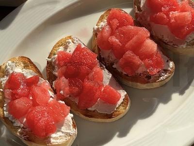 Brusketa su feta sūriu ir arbūzu Žingsnis 2