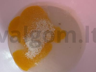 Oro blynai su uogų viduriuku Žingsnis 1