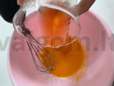 Oro blynai su uogų viduriuku Žingsnis 3