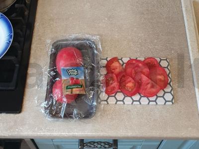 Troškinta vištienos filė su pomidorais grietinėlėse Žingsnis 3