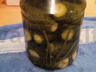 Marinuoti agurkai žiemai pagrindine nuotrauka