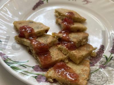 Avižiniai trikampiai pusryčiams pagrindine nuotrauka