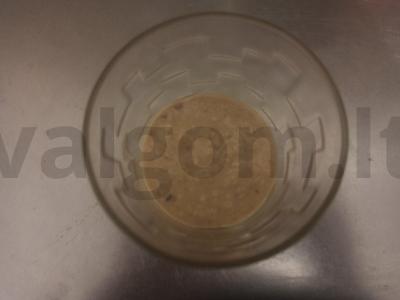 Desertas su varške, sausainiais ir obuoliu stiklinėje Žingsnis 5