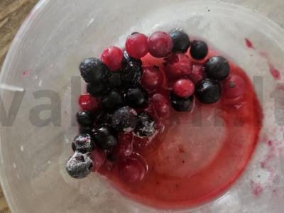 Namų uogienė iš serbentų Žingsnis 1