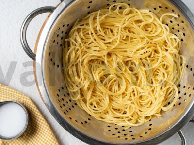 Namų karbonara su kumpiu Žingsnis 1