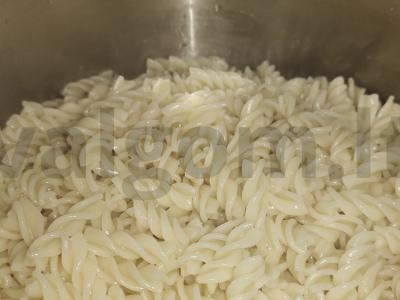 Makaronai su šonine ir marinuotais grybais Žingsnis 5