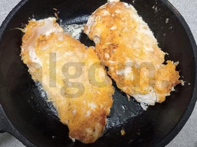 Kalkių kepsniai su parmezano danga Žingsnis 6