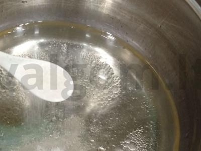 Užkandžių profitriai su varškės sūriu ir lašišos bei agurkų rožytėmis Žingsnis 4