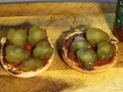 Burgeris su aštriu pomidorų padažu Žingsnis 6