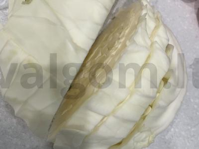 Kopūstai su vyšniniais pomidorais ir grietine orkaitėje Žingsnis 1